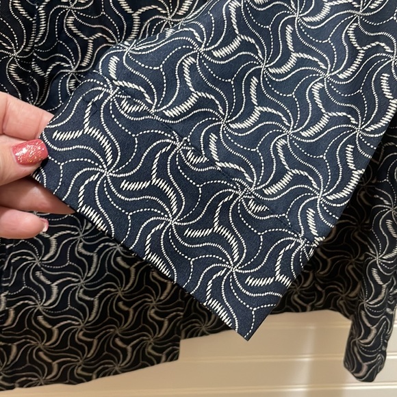 EUC Navy Blue 3/4 Sleeve Christopher & Banks Jacket Medium - Picture 4 of 4